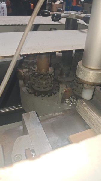 MECAL FR706  1995