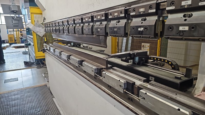 COLGAR PS 100-3000  2001