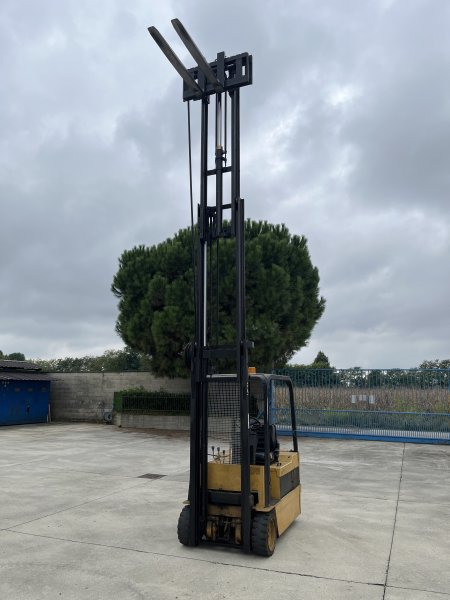 CATERPILLAR 00 