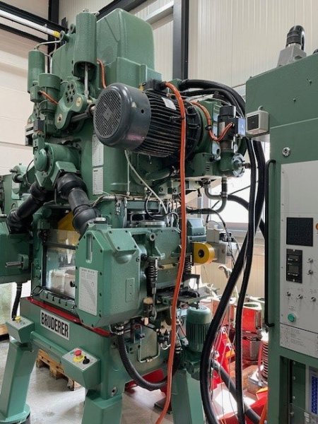 BRUDERER BSTA 41  2007