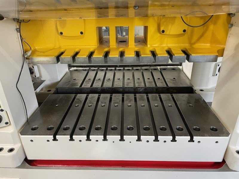 BRUDERER BSTA 110  1986