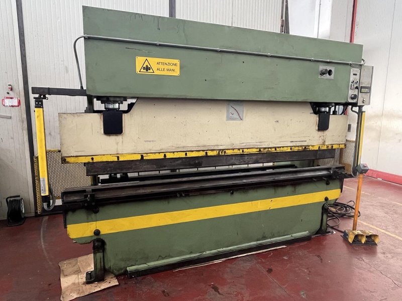 INDUMAC 3000x60 Tonn. 