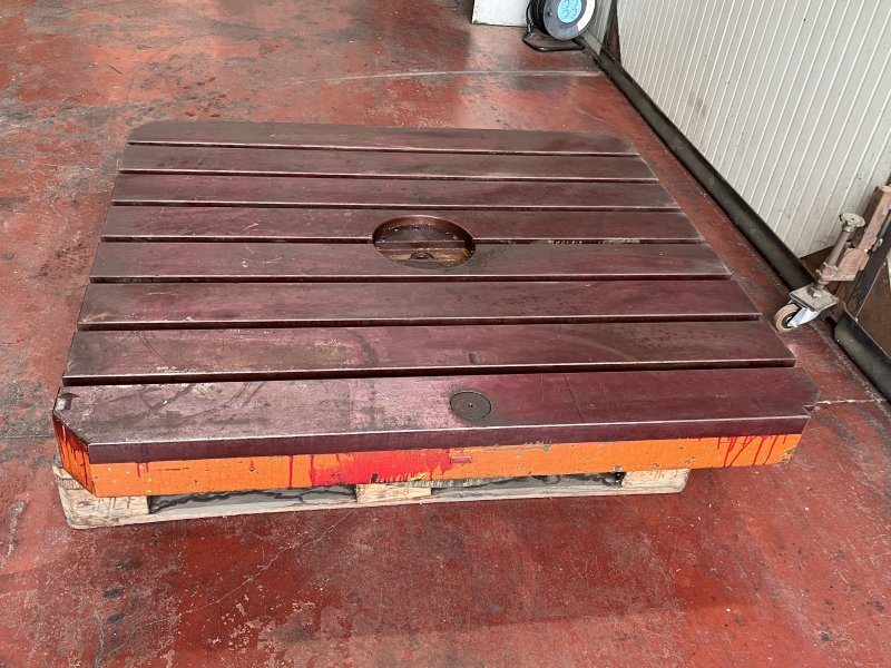 1250X1120 x h. 220 mm 