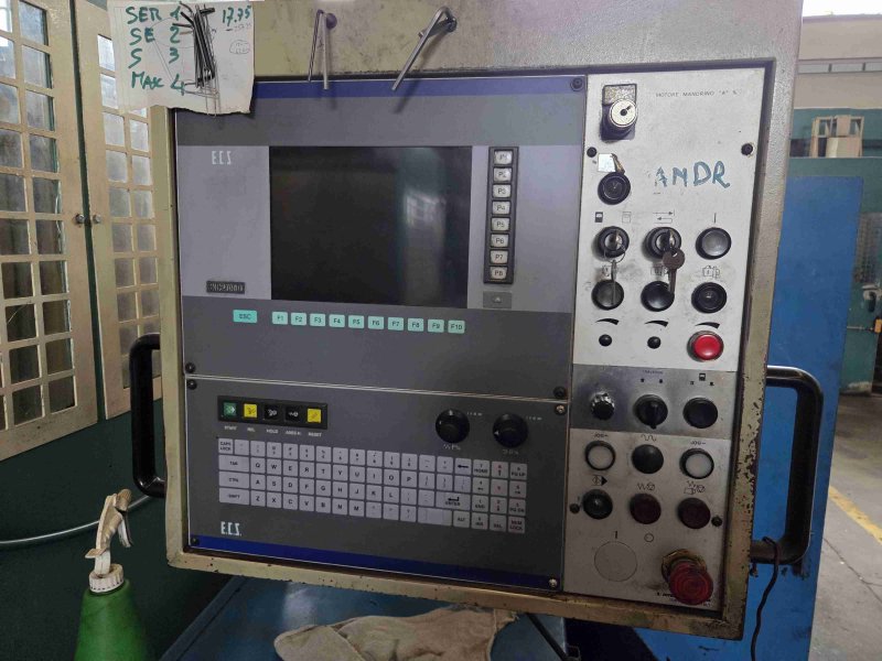 TOS SKQ 12 CNC  1983