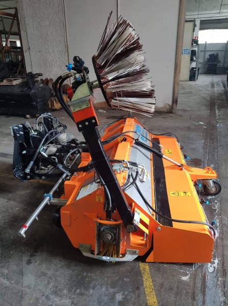 SNOWSERVICE SWC 2200  2017