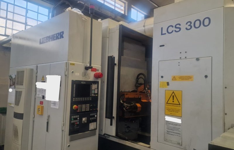 LIEBHERR LCS 300  2008